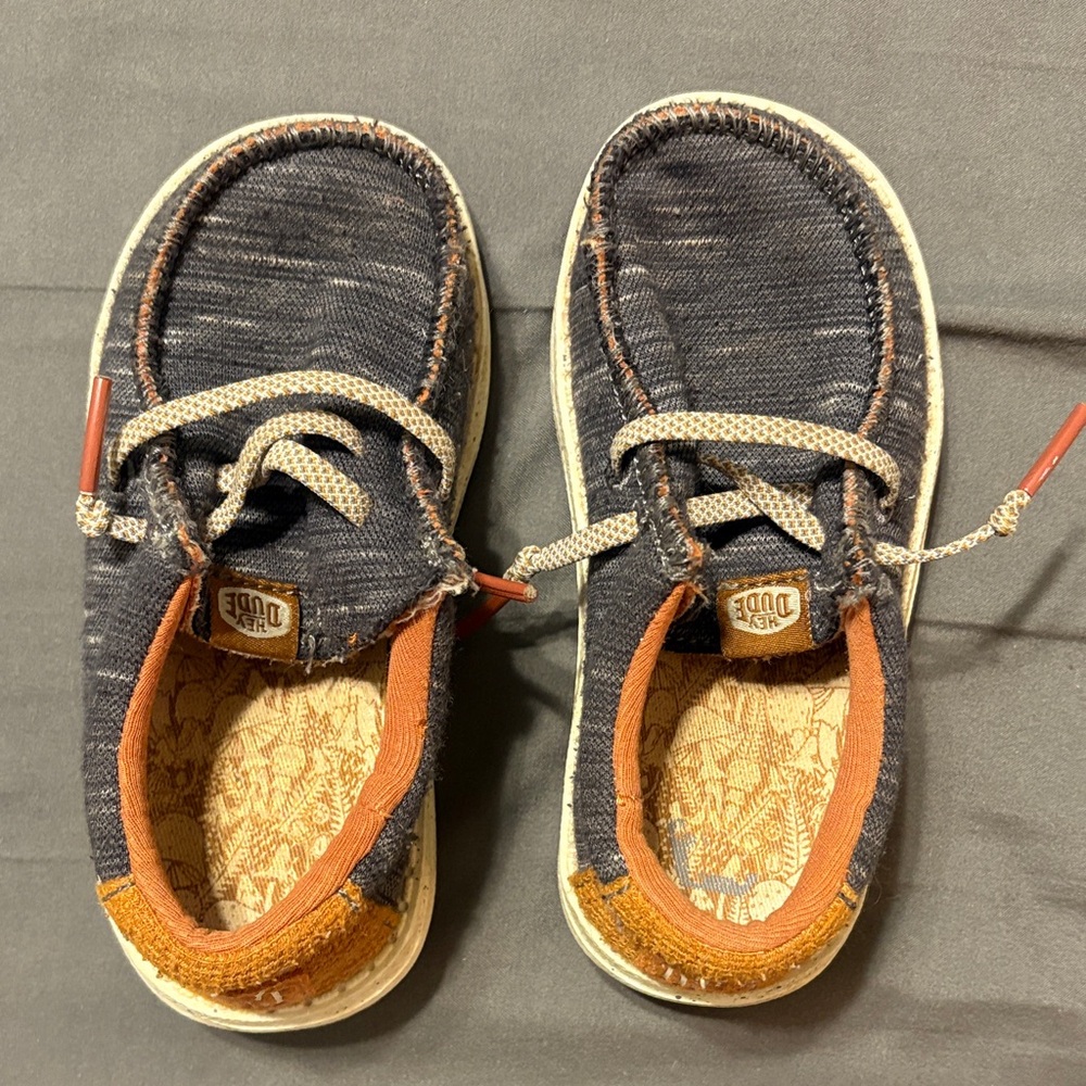 Hey Dude Kids' Black and Brown Shoes size K8
